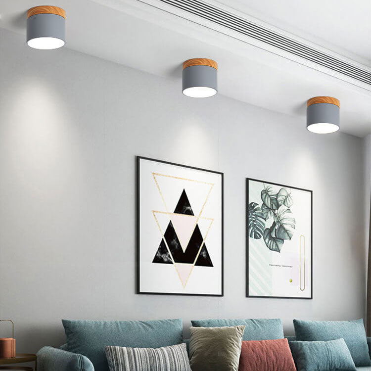 Skandinavische Macaron LED-Deckenleuchte | Holz-Akzent Aufbaustrahler