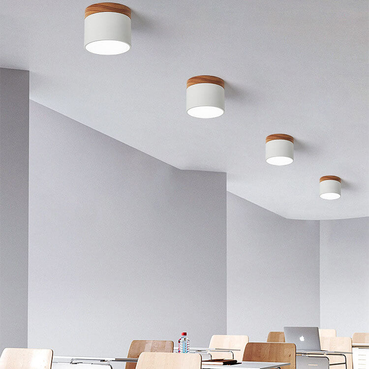 Skandinavische Macaron LED-Deckenleuchte | Holz-Akzent Aufbaustrahler
