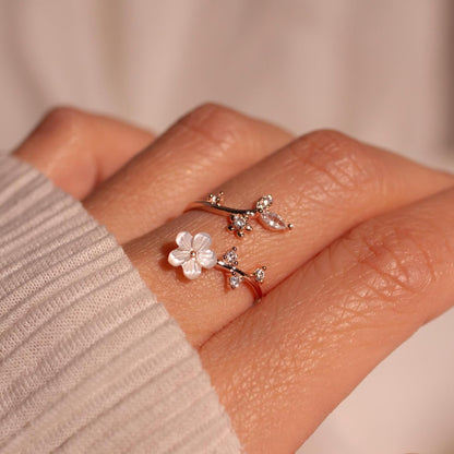 Anillo Ajustable con Piedra de Nacimiento y Flor de Circonita Cúbica Regalo para el Día de la Madre