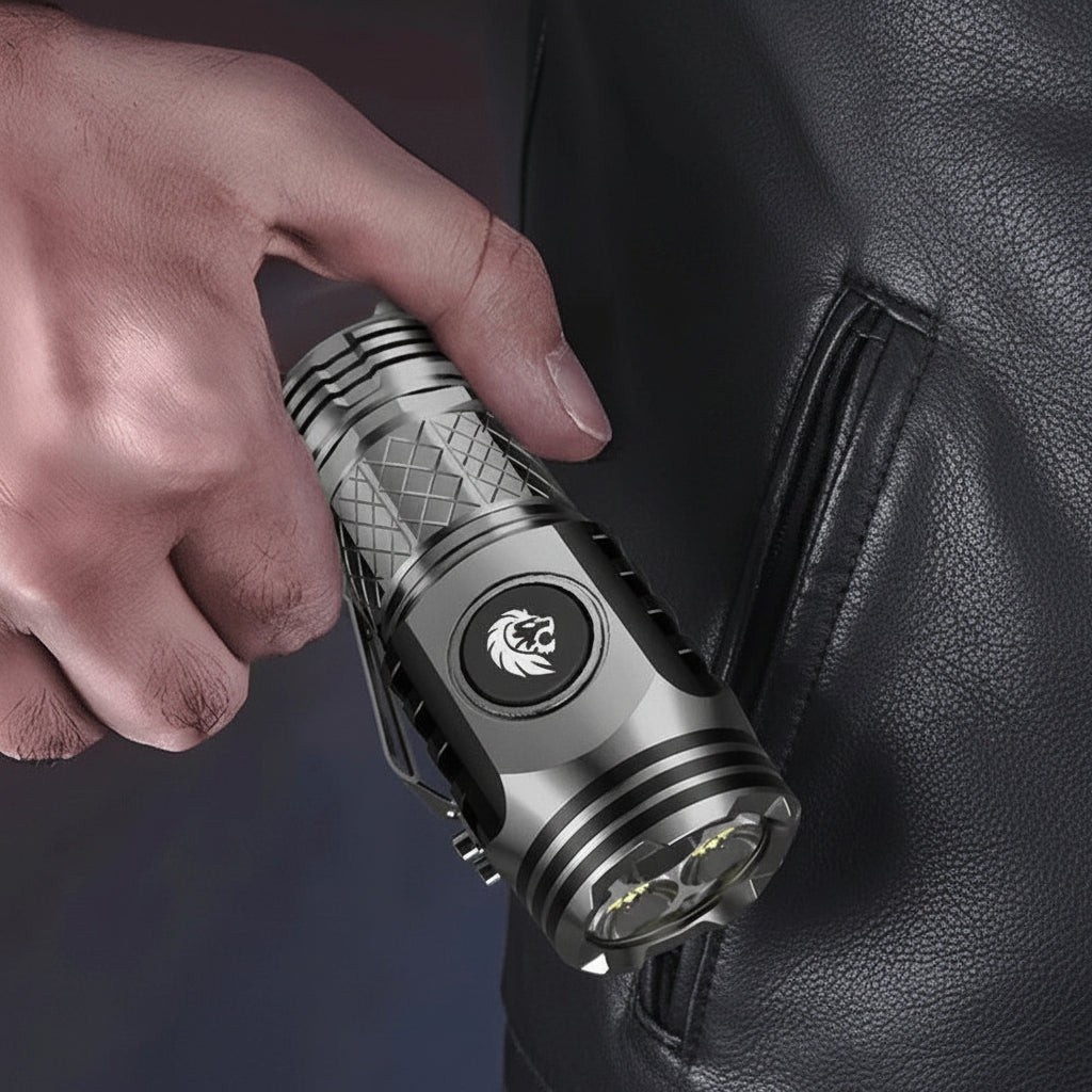 Mini torcia a LED compatta ricaricabile impermeabile portatile