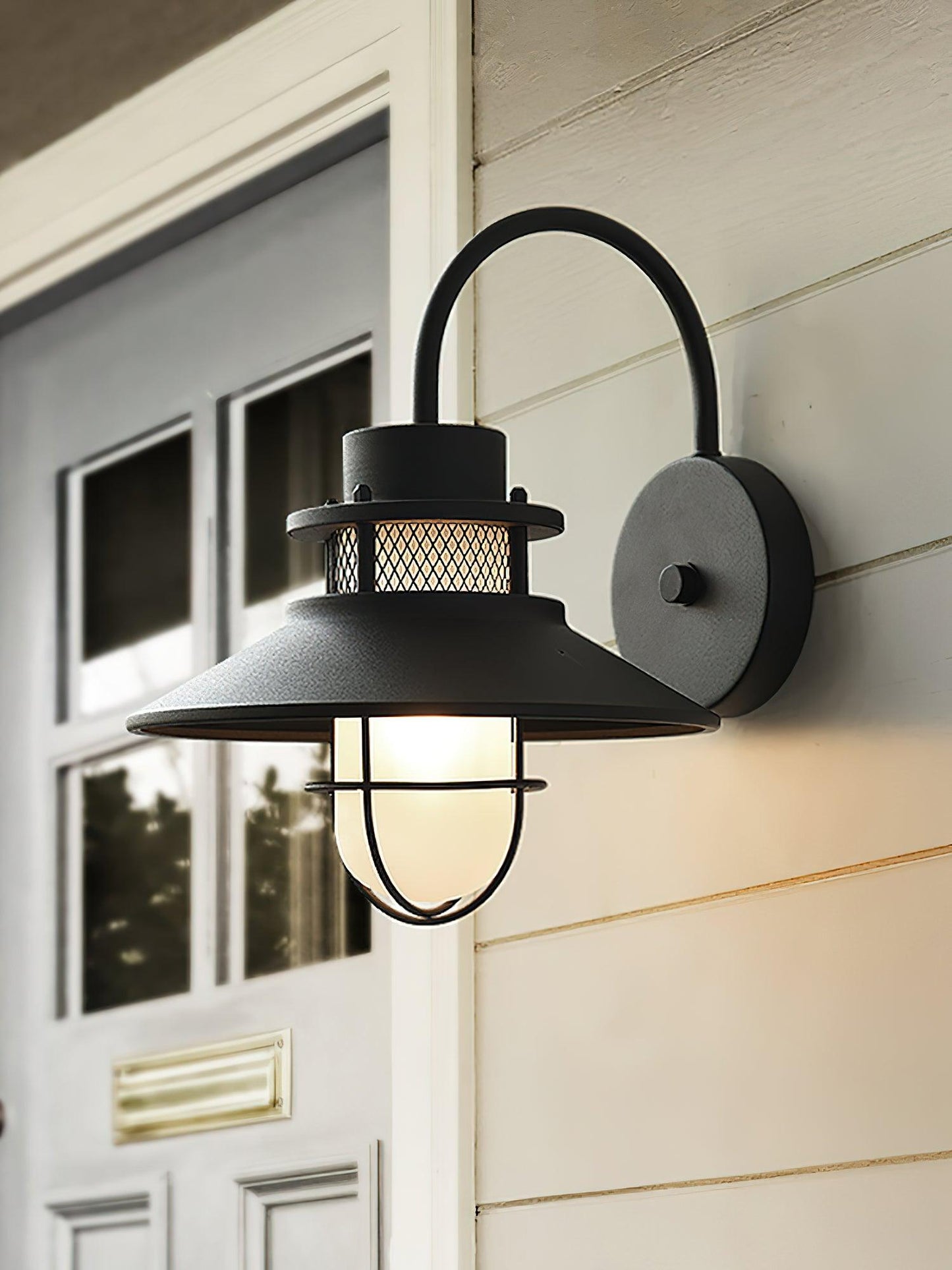 Lampada da Parete Esterna Felix | Lampada Industriale Impermeabile