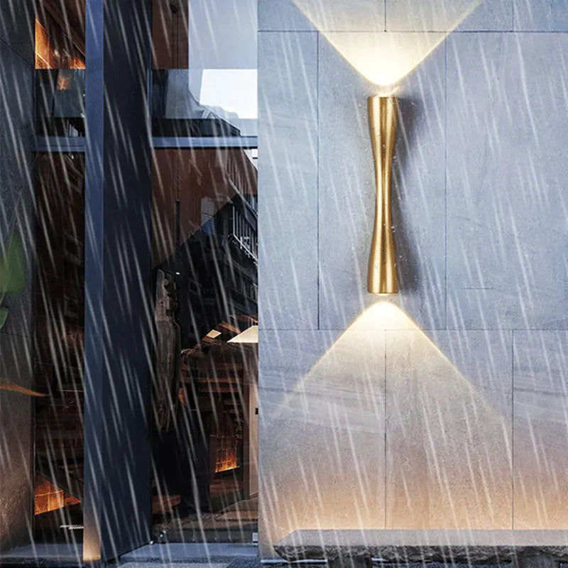 Lampada da parete moderna in oro | Lampada nordica impermeabile con luce verso l'alto e verso il basso