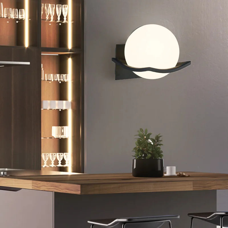 Makar Wandleuchte | Moderne europäische Glas-Kugelwandleuchte