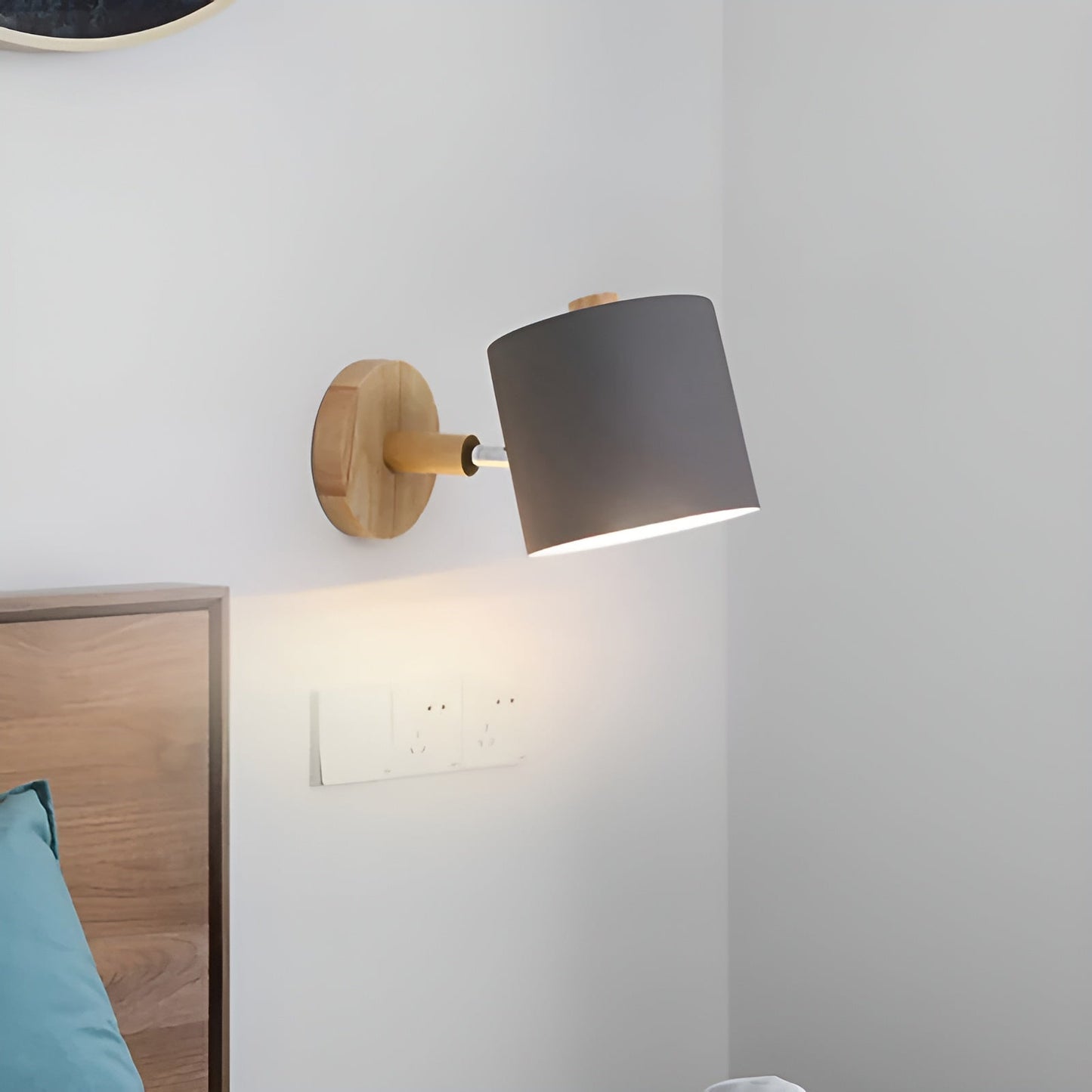 Lampada da parete regolabile NordicGlow | Design scandinavo pastello