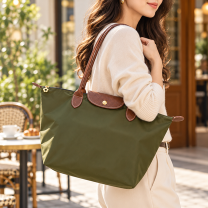 Borsa tote elegante e versatile per tutti i giorni, con manici lussuosi