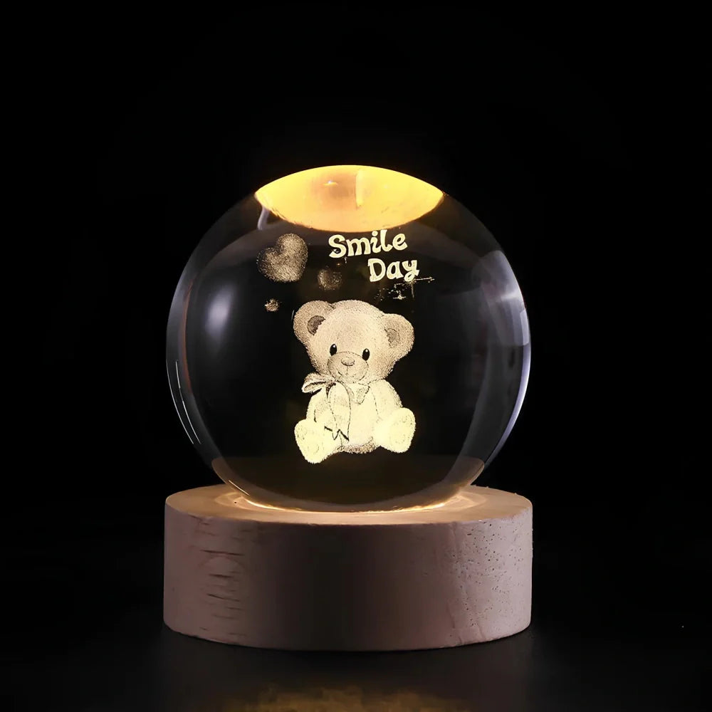 Natlampe Krystalkugle 3D Planet Indgraveret LED Bordlampe
