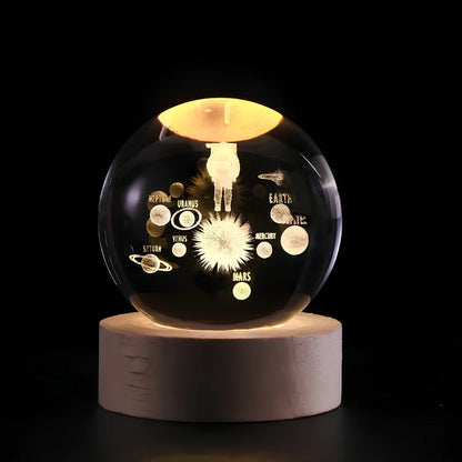 Natlampe Krystalkugle 3D Planet Indgraveret LED Bordlampe