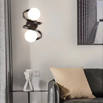 Astra Wandleuchte | Modernes Design mit zwei LED-Kugeln
