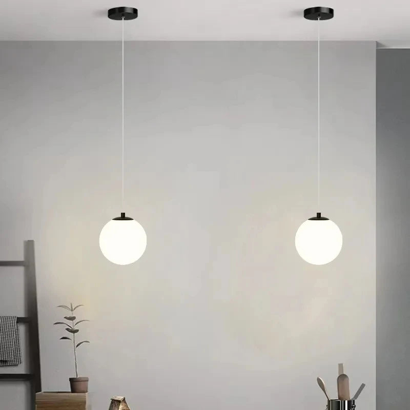 Lampada a sospensione Luna | Design nordico moderno con globo in vetro