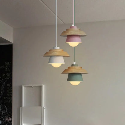 Candeeiro Suspenso em Madeira Nórdica | Design Colorido Macaron