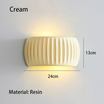 Lampada da parete in resina francese | Applique moderna testurizzata
