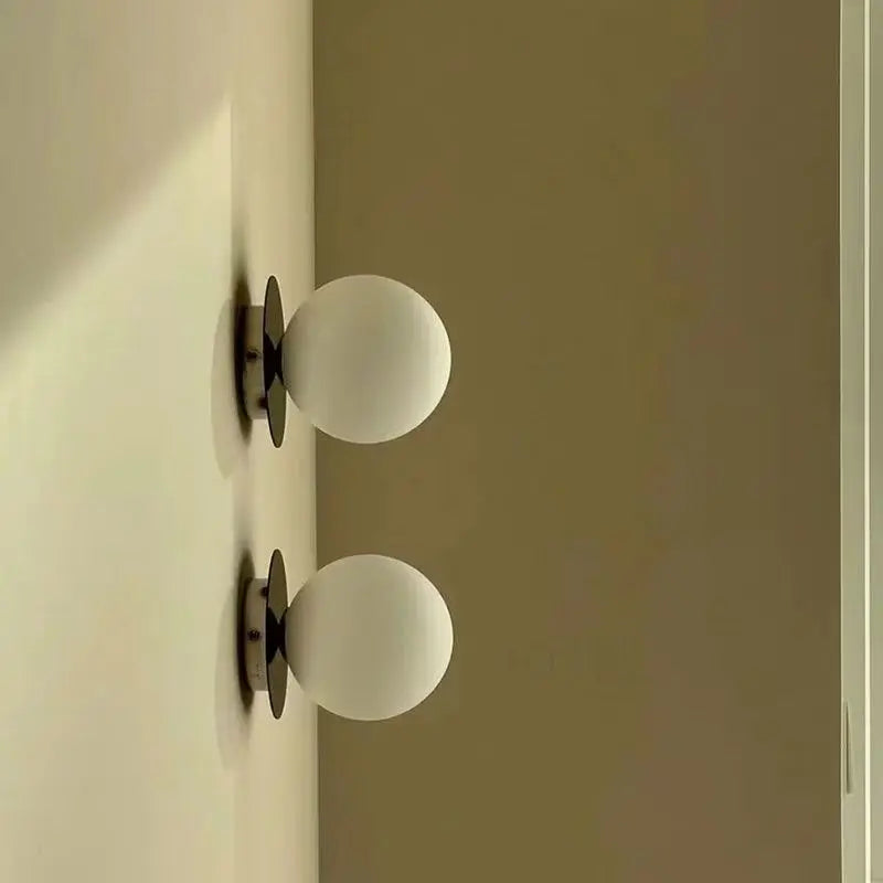 Lampada da parete in vetro Nordic Globe | Luce minimalista moderna per bagno e camera da letto