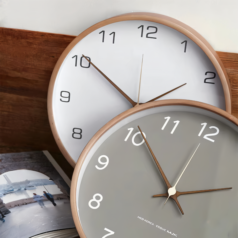 Orologio da parete silenzioso in legno rotondo stile nordico