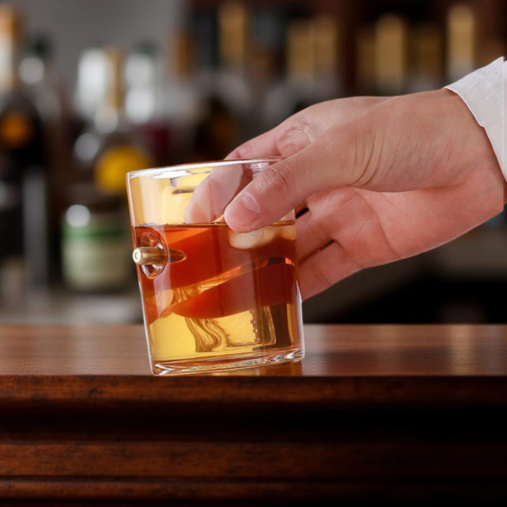 Set decanter per whisky con supporto per bottiglia in vetro a forma di fucile