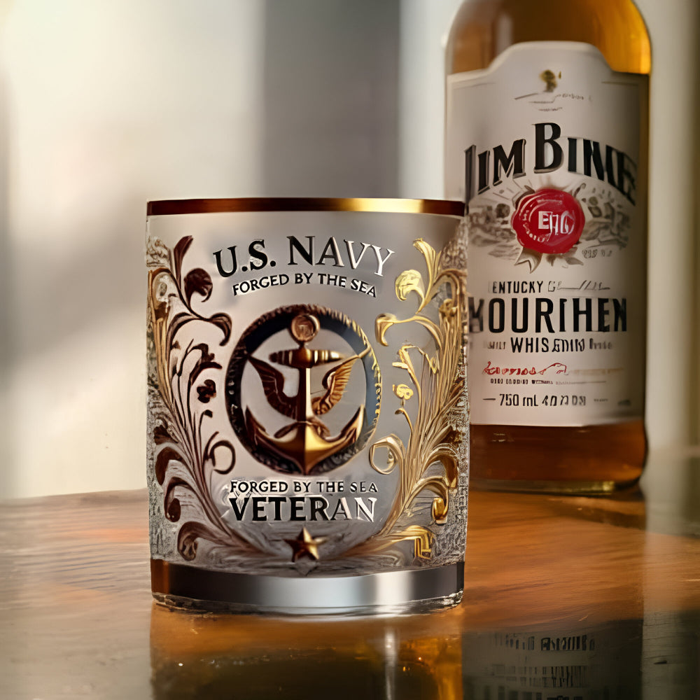 Bicchiere da Whisky Veterano Militare con Incisione Dorata per Esposizione e Bevande