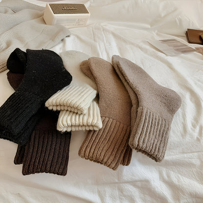 Calcetines de Invierno Tejidos Color Sólido Conjunto Casual para la Temporada de Otoño