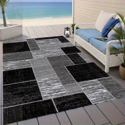 Coastal Grid Outdoor Rug | Modern Black & Grey Patio Mat