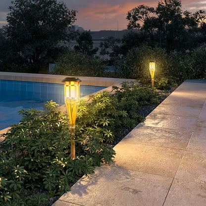 Solar Bambus-Flammenlichter (2er-Pack) | 12-LED Solar-Gartenlaternen für den Außenbereich