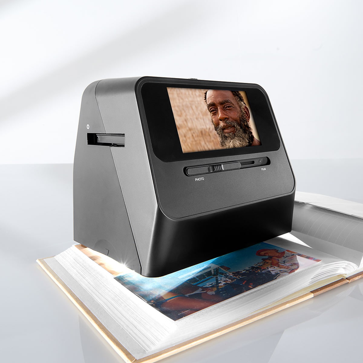 Compact Photo Scanner Digital High Speed Image Capture - Image 1