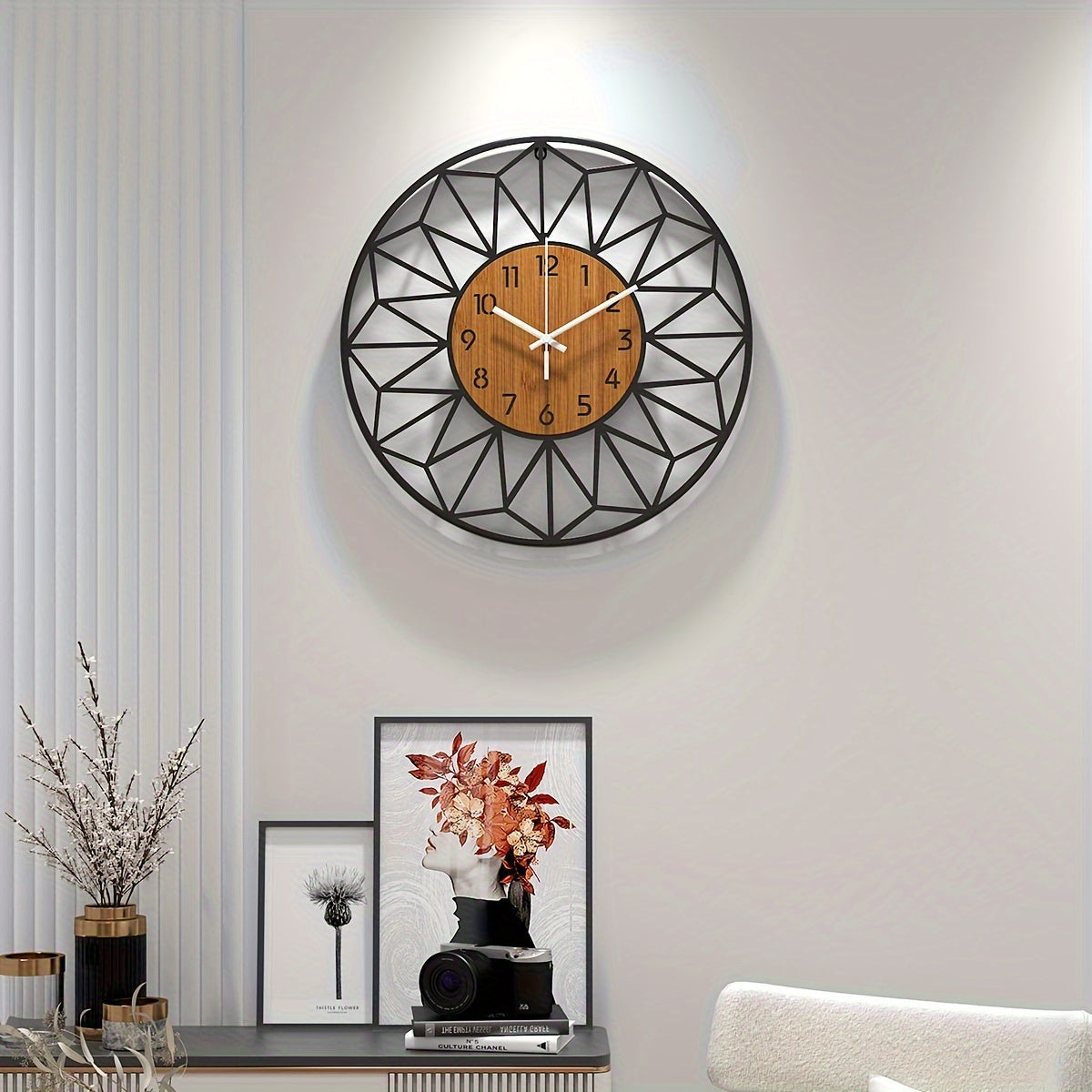 Orologio da Parete Moderno in Metallo | Design Centrale Effetto Legno