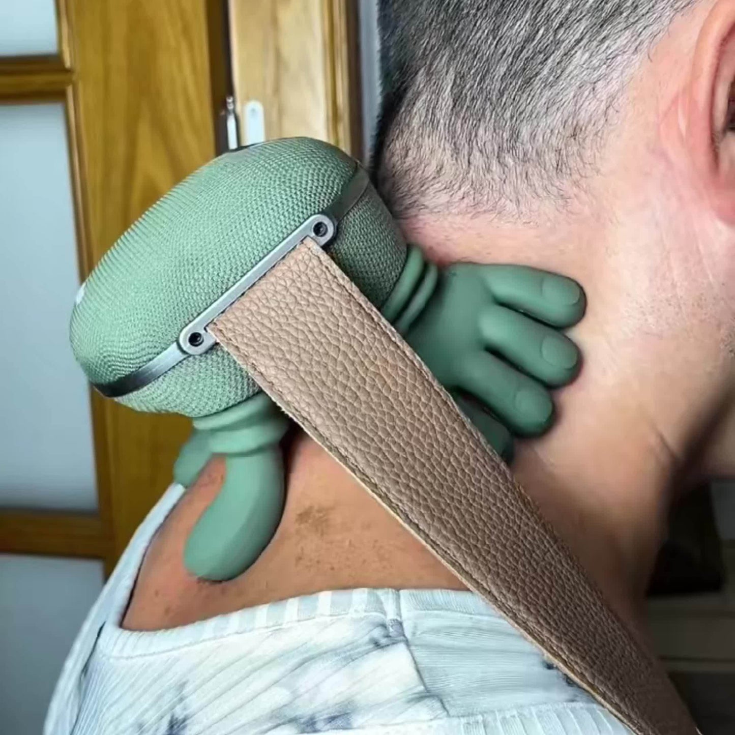 Tragbarer elektrischer Nackenmassagegerät für tiefenwirksame Schulterentspannung
