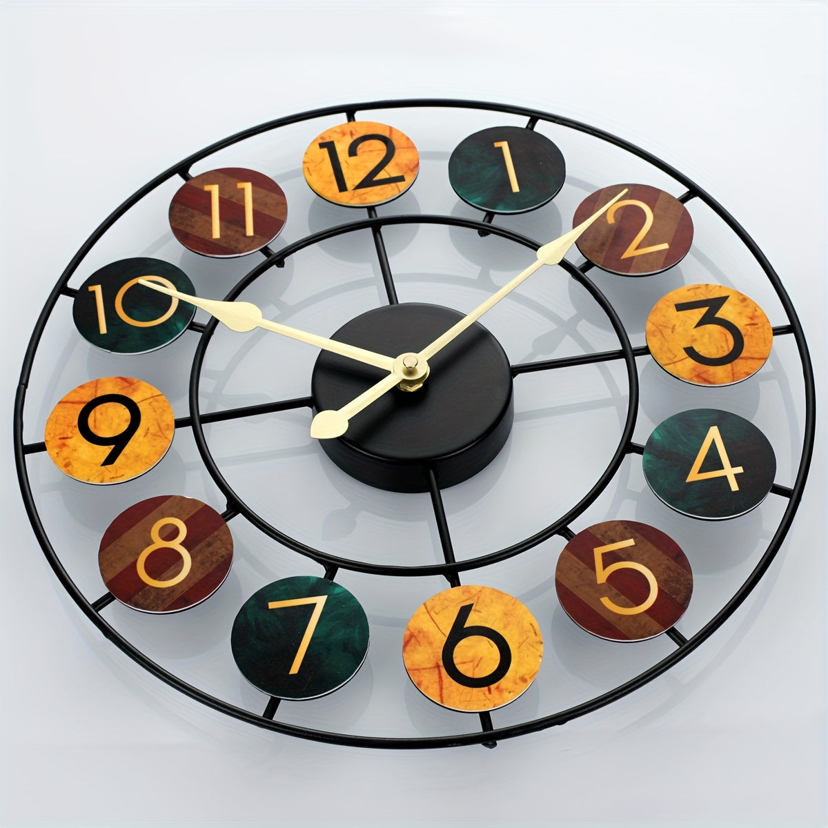 Orologio da Parete in Metallo Colorato | Design Retrò in Ferro