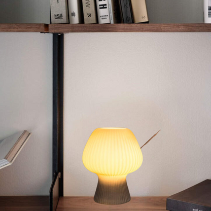 Vintage Nachttischlampe | Gerippte Glas-Pilzlampe