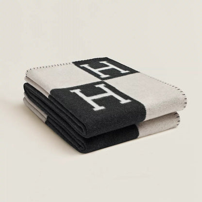 Luxury Blanket Soft Throw Cashmere Plush Oversized - Image 1