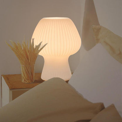 Vintage Nachttischlampe | Gerippte Glas-Pilzlampe