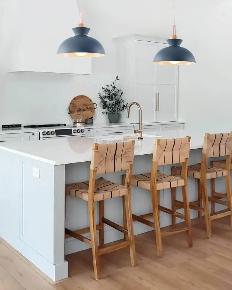 Moderne Einzel-Pendelleuchte mit Kuppelschirm | Skandinavische Metall-Hängelampe